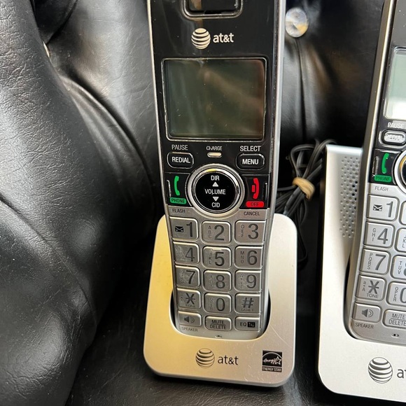 AT&T CL83464 DECT 6.0 Cordless Call ID Announce Phone System w/ 3 Handsets - Picture 3 of 15